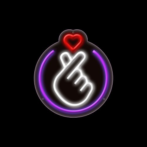 Coeur avec les mains